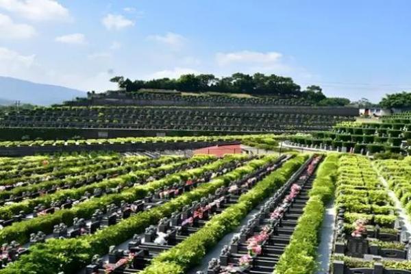 人死后如何选择好的风水墓地