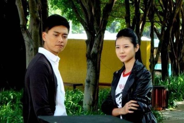 宋汶霏八字综合分析：命主独具匠心，见机行事，善于应变，较强的好胜心和领导才能，但也容易过于自信和独断，需要注意平衡自我和他人的关系。