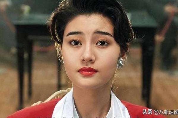 李嘉欣紫薇斗数