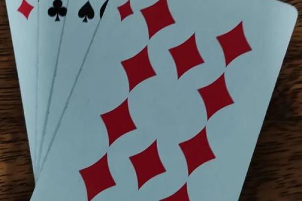 扑克牌13点算命解释表 扑克牌13点算命解释表能解释什么