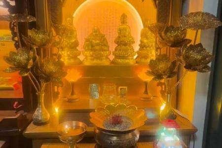 风水寺里摆放假花可以供佛吗