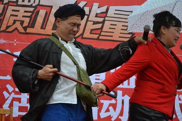 梦到女瞎子给我算姻缘 梦见女瞎子给我算命？