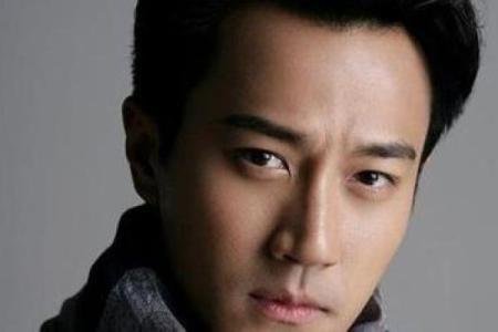 相术算命师：罗圈腿的男人命运如何？