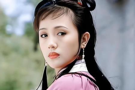 女主既会算命又混娱乐圈
