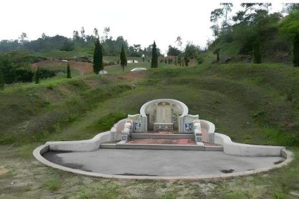 农村选择墓地如何看风水 农村选择墓地如何看风水